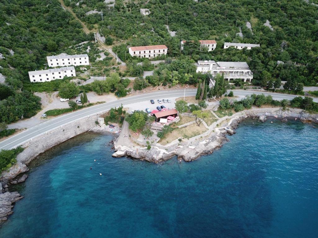 Delfin Apartments Sveti Juraj Exterior photo